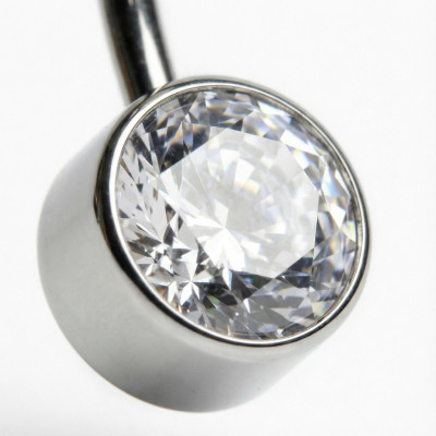 Bijou pour nombril en titane avec double zirconia ronde en sertissage et filetage interne