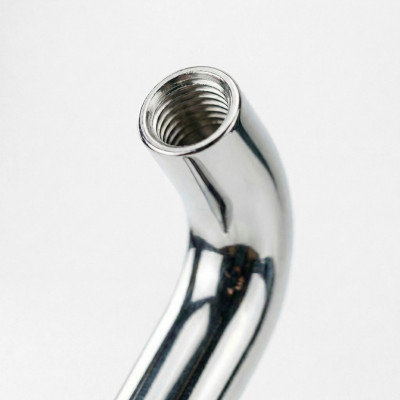 Piercing Christina avec Accessoires Sertis de Pierres et Boule à Filetage Interne en Titane Qualité Implant