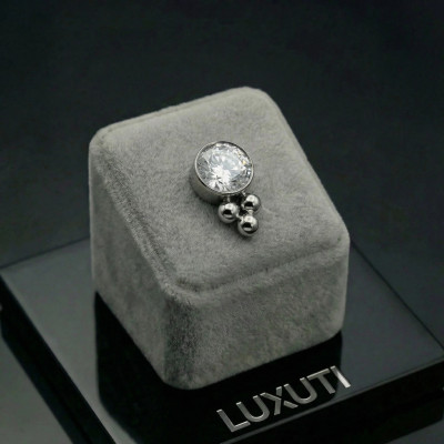 Haut Pierre Cubique Ronde Sertie et Trinity de Boules en Titane de Qualité Implant avec Filetage Interne
