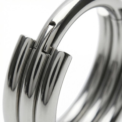 Anneau segmenté à charnière avec triple anneau empilé en titane de qualité implant