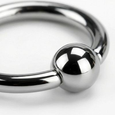 Anello Captive Bead in Titanio Grado Implantare